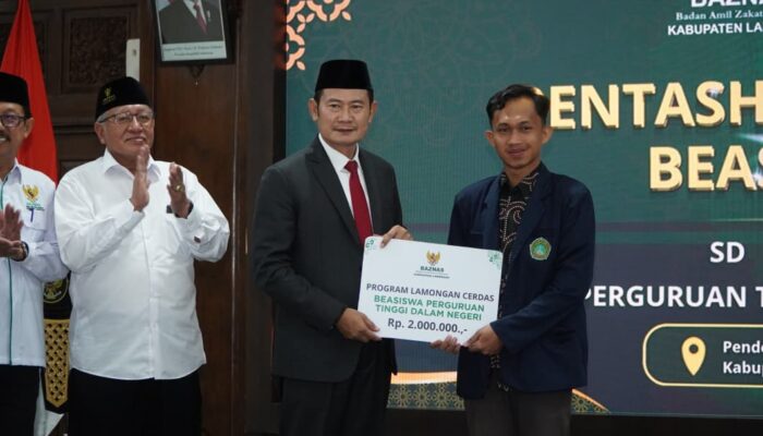 Pemkab Lamongan Perkuat SDM Lewat Beasiswa Lamongan Cerdas dan SKSS