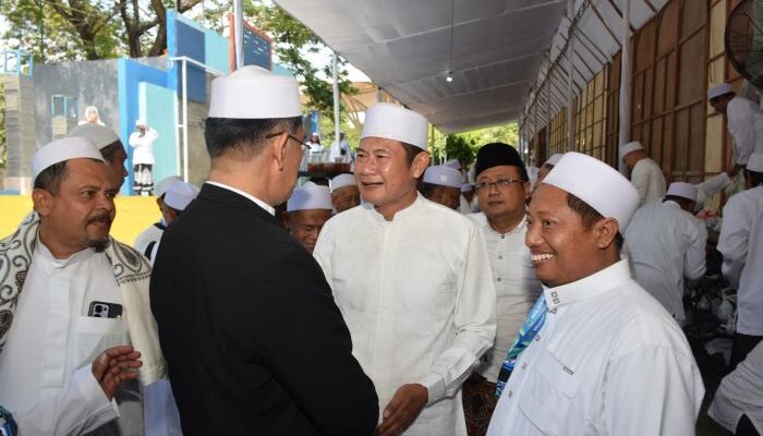 Haul Akbar HJL ke-457, Bupati Yes Ajak Warga Perkuat Syukur dan Doa untuk Lamongan