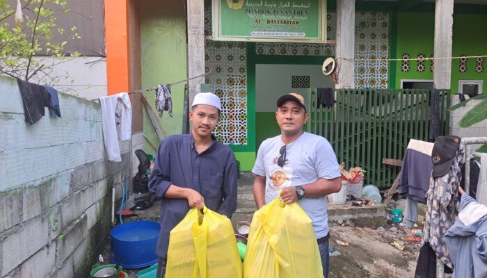 Tebar Kepedulian Iduladha, Forwan Surabaya Salurkan 500 Paket Daging Kurban