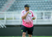 Bernardo Tavares Ingatkan Persebaya Waspadai Persik, Target Tutup Musim dengan Kemenangan