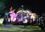 Digelar Malam Hari Jalanan Sekitar Lokasi Surabaya Vaganza 2026 Macet Parah