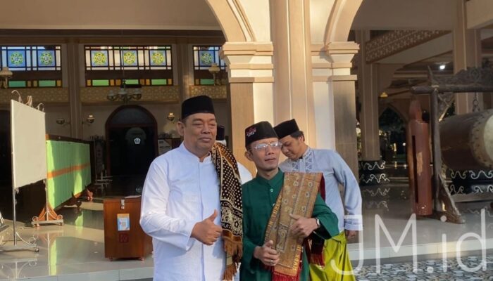 Salurkan 3 Sapi, Bupati Grobogan Ajak Warga Jaga Kerukunan Selama Iduladha