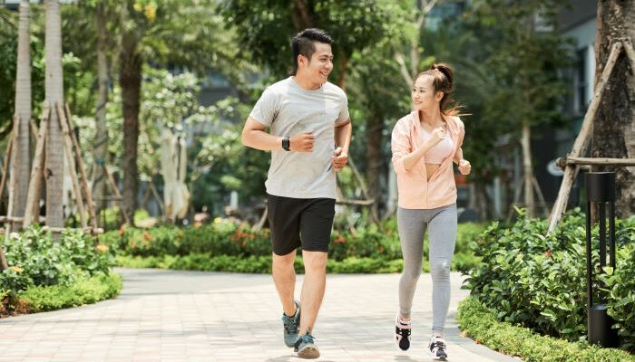 Olahraga Ringan yang Cocok Setelah Makan Daging Kurban agar Tubuh Tetap Fit
