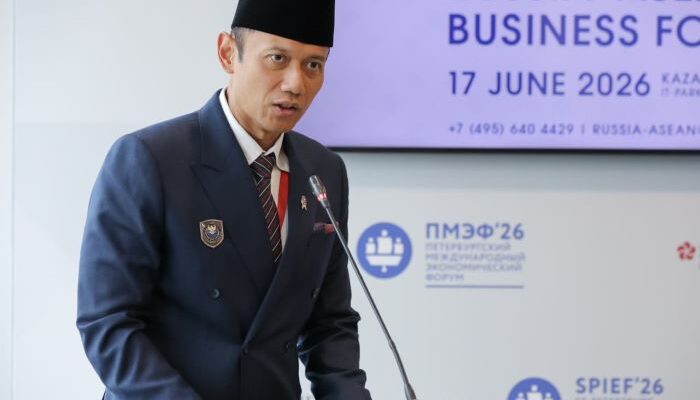 AHY Ajak Rusia Perkuat Kerja Sama Infrastruktur Tahan Iklim, Giant Sea Wall Jadi Prioritas Indonesia