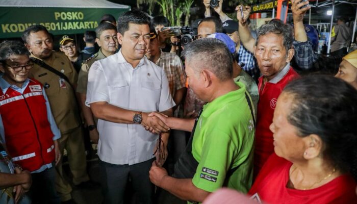 Pemerintah Tinjau Pengungsian Korban Kebakaran Kemayoran, Pastikan Bantuan dan Penanganan Maksimal