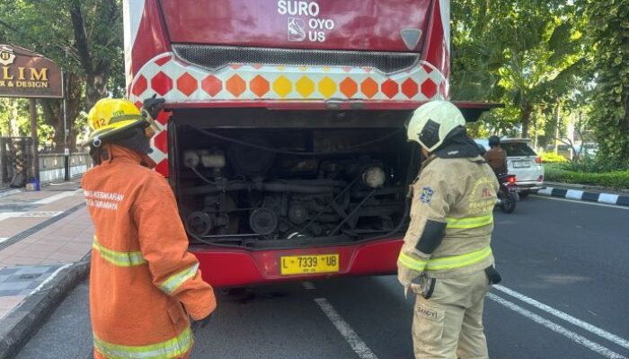 Dishub Surabaya Ungkap Penyebab Suroboyo Bus Keluar Asap di Raya Darmo