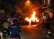 Diduga Korsleting Listrik, Mobil Pikap L300 Terbakar di Jepara, Sopir Alami Luka Bakar