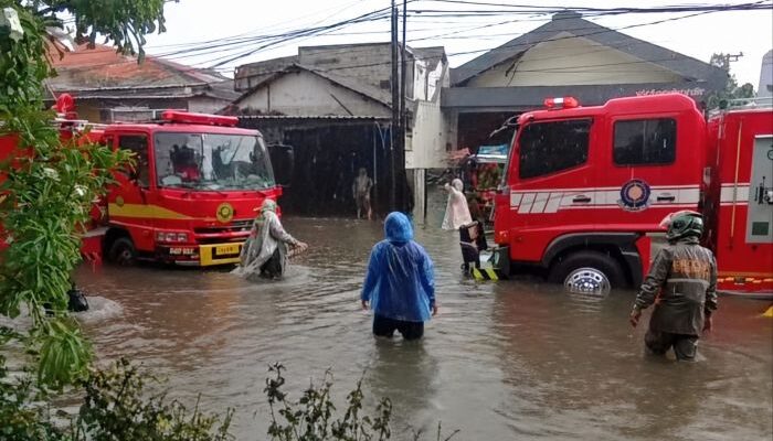 Surabaya Gerak Cepat Atasi Genangan, Pemkot Optimalkan Pompa dan Proyek Drainase