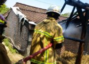 Kandang Sapi Milik Warga Bandungharjo Toroh Terbakar, Kerugian Capai Rp5 Juta