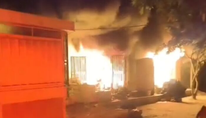 Toko Onderdil Kendaraan Terbakar, Kerugian Capai Rp1,5 Miliar