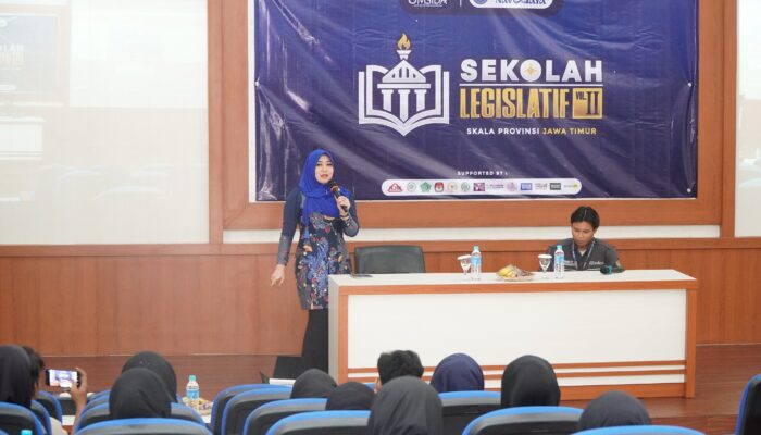 Sekolah Legislasi se-Jatim di Umsida, Ning Lia Ajak Gen Z Tinggalkan Budaya Baper, Fokus Berperan di Politik