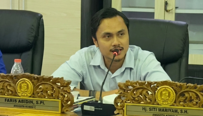 Inovasi Rambu Wajah Jukir, DPRD Surabaya Ajak Warga Kawal Parkir Digital dan Berani Lawan Pungli