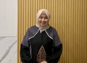Tak Kenal Kata Menyerah, Ini Kisah Inspiratif Prof Astutik Raih Gubes Ilmu Hukum Bisnis Unitomo
