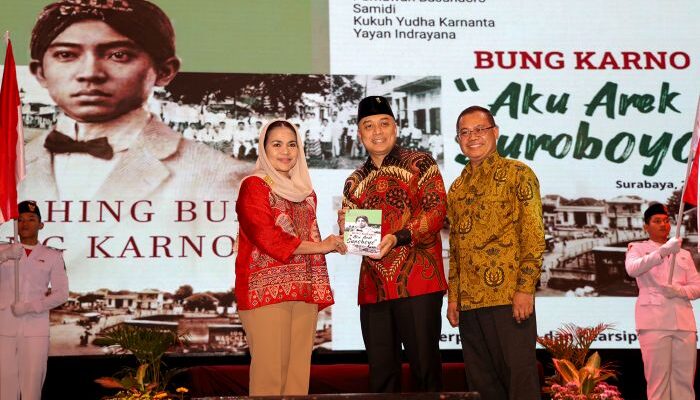 Pemkot Surabaya Luncurkan Buku “Bung Karno: Aku Arek Suroboyo”, Tegaskan Soekarno Lahir di Kota Pahlawan