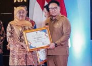 Pemkot Surabaya Raih Penghargaan Terbaik I Program Rutilahu, Target Tuntaskan Hunian Tak Layak pada 2027