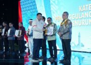 Raih Dua Penghargaan Kemendagri, Sukses Tekan Kemiskinan dan Stunting