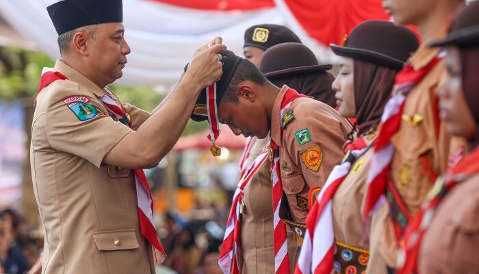Pecahkan Tiga Rekor MURI, Wali Kota Eri Libatkan Pramuka Gerakkan Kampung Pancasila