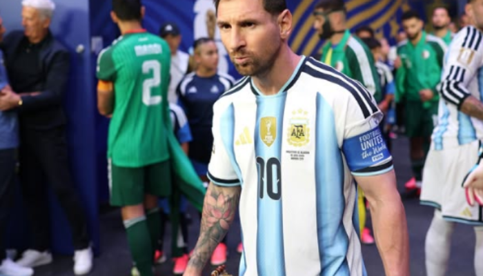 Breaking News! Gol Spektakuler Messi Bawa Argentina Unggul 1-0 atas Aljazair