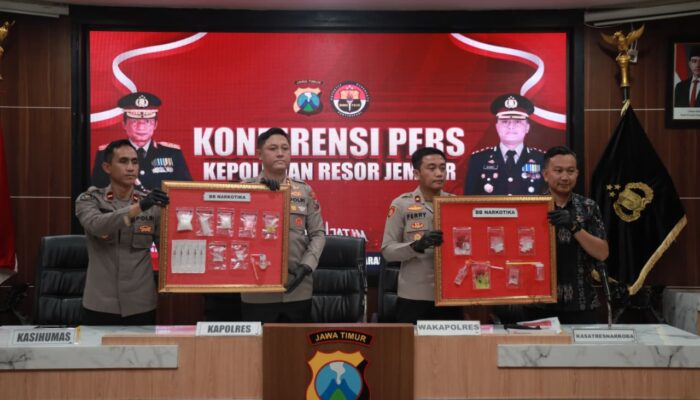 Polres Jember Bongkar Jaringan Narkoba, 30 Tersangka dan Ratusan Gram Sabu Diamankan