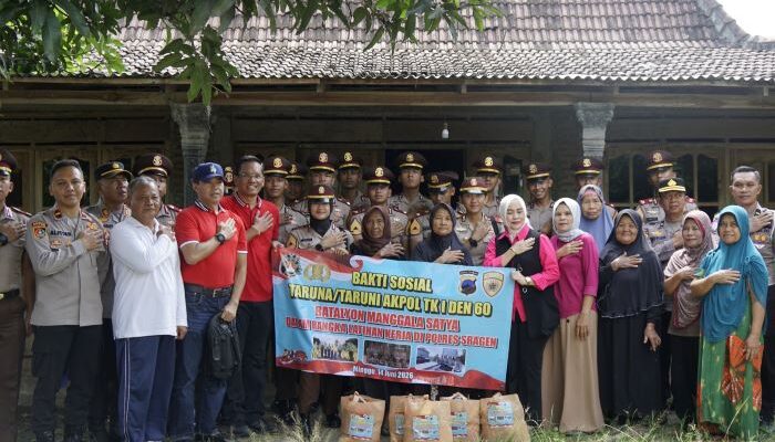 Taruna Akpol Angkatan 60 Tebar Kepedulian, Bantu Lansia dan Dhuafa di Sragen