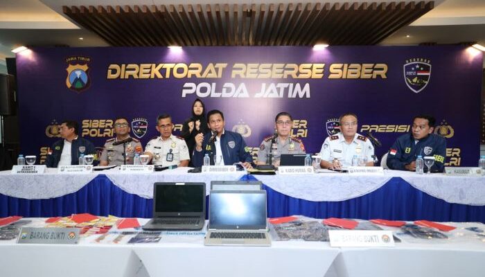 Polda Jatim Bongkar Sindikat Love Scamming Internasional, Puluhan Korban Tertipu Rp1,1 Miliar