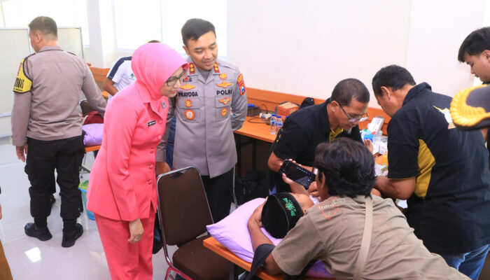 Peringati Hari Bhayangkara ke-80, Senyum Bahagia Warnai Khitanan Massal Polres Ngawi
