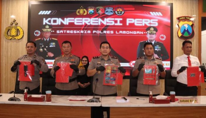 Polres Lamongan Bongkar Komplotan Ganjal ATM Lintas Daerah, Lima Residivis Ditangkap