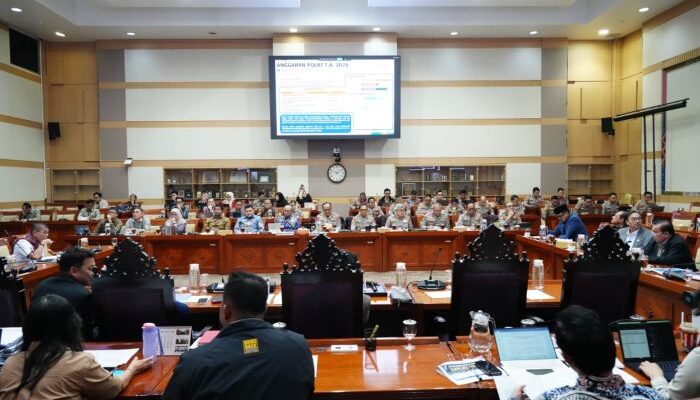Ketua Komisi III DPR RI Apresiasi Survei Litbang Kompas, Dorong Polri Terus Tingkatkan Pelayanan Publik