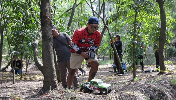 Piala Wali Kota R/C Adventure Offroad Surabaya 2026 Diserbu Ratusan Peserta dari Berbagai Daerah