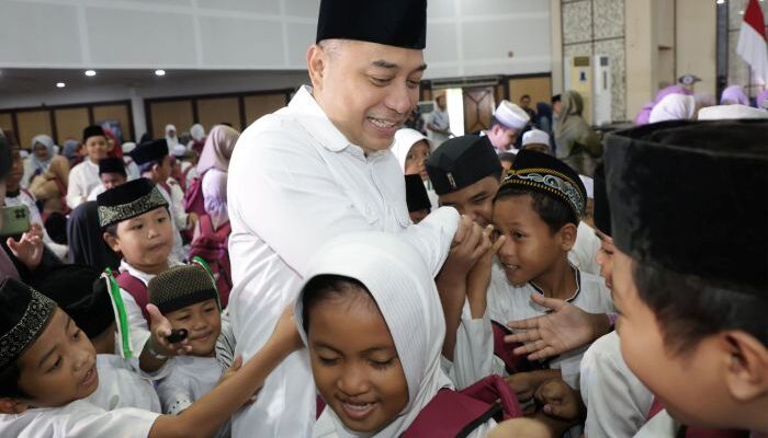 Santuni 1.500 Anak Yatim Lintas Agama, Pemkot Surabaya Perkuat Semangat Toleransi dan Kepedulian Sosial