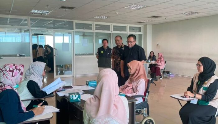 UNJ Siapkan 65 Relawan untuk Peserta Disabilitas