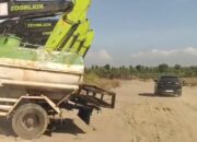 Area sawah produktif digunakan untuk menambang galian C