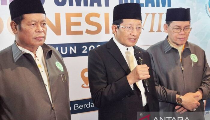 Menag Pastikan Santri Segera Nikmati MBG