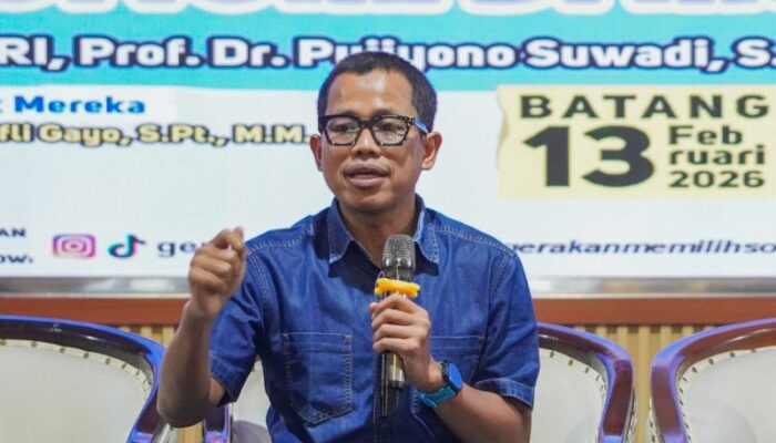 Tim 9 Diminta Pakai “Kacamata Kuda”