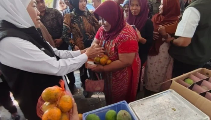 Pasar Murah Pamekasan: Pemprov Jatim Raup Rp74,1 Juta