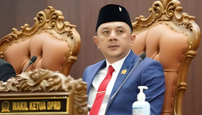 Kritisi Tata Kelola Keuangan Daerah, Deni Wicaksono Tegaskan APBD Jatim Jangan Berhenti Jadi Angka Laporan