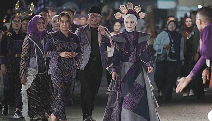 Dhoho Night Carnival Promosikan Budaya Kediri