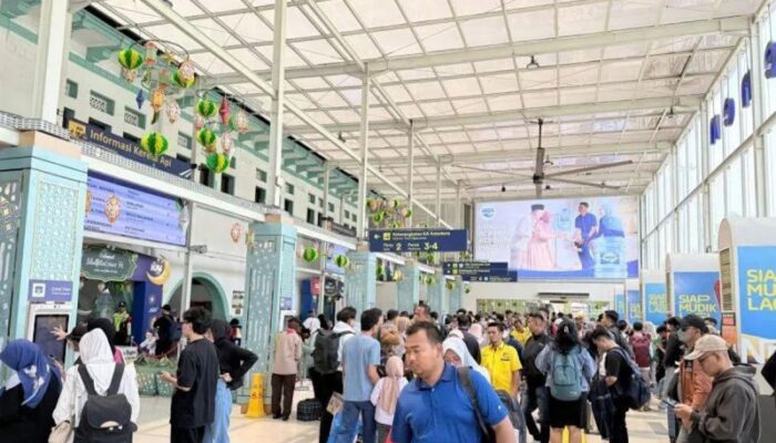 KAI: Stasiun Pasar Senen Jadi Stasiun Tersibuk Semester I 2026, Layani 3,84 Juta Penumpang