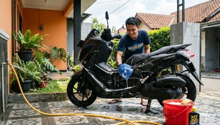Cara Mencuci Motor yang Benar agar Bersih, dan Awet