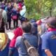 Alun-Alun Nganjuk Membiru, Ratusan Buruh PT Jaya Kertas Turun Jalan Tuntut Hak Ketenagakerjaan