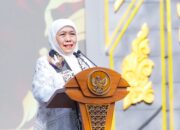 Bidang Komunikasi Jatim Moncer, Khofifah Sabet Pena Emas