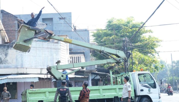 Perindah Estetika Kota, Pemkab Nganjuk Bersama ISP Kebut Penataan Kabel Jaringan