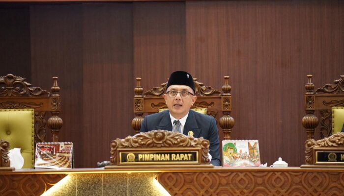 Biaya Seragam Sekolah Menjerat Orang Tua, DPRD Jatim Desak Kebijakan Berkeadilan