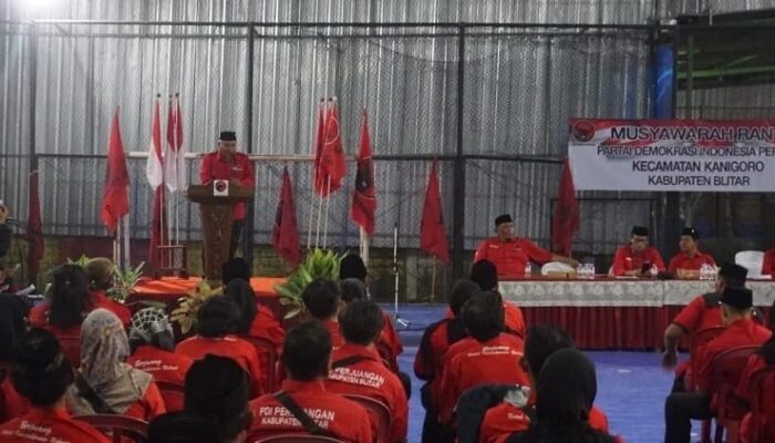 Musran PDIP, Ketua PAC Kanigoro: Percepat Regenerasi, Penuhi 30% Perempuan