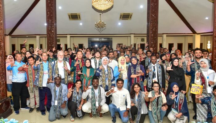 Bupati Yes Ajak Mahasiswa dari 43 Negara Promosikan Produk UMKM Lamongan ke Mancanegara