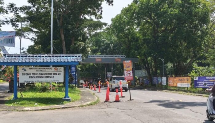Bendungan Lahor Dilarang untuk Mobil Mulai 1 Agustus