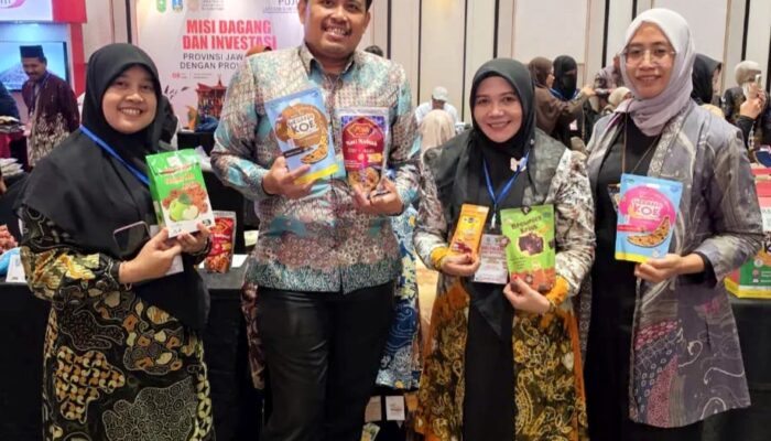 Dobrak Pasar Sumatera: Produk Unggulan OPOP Jawa Timur Unjuk Gigi di Misi Dagang Jatim–Riau 2026
