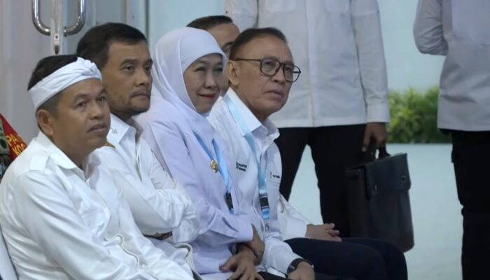 Kelakar Politik Bahlil di Karawang: Sebut Tiga Gubernur Jatim, Jateng dan Jabar Kuasai Suara Mayoritas RI di Peluncuran B50