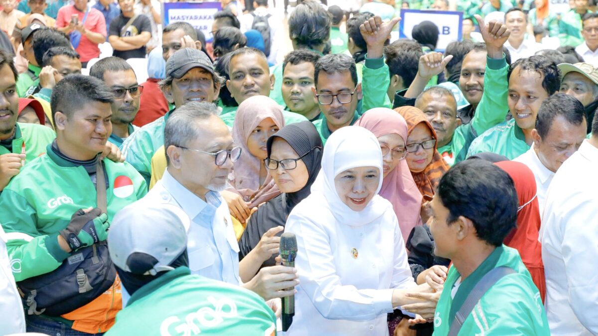 Gubernur Khofifah