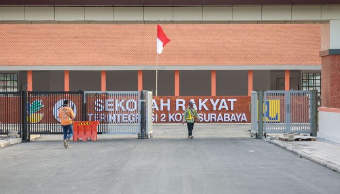 Kepala Bakom RI Tinjau Sekolah Rakyat Surabaya, Apresiasi Fasilitas Lengkap untuk Anak Kurang Mampu